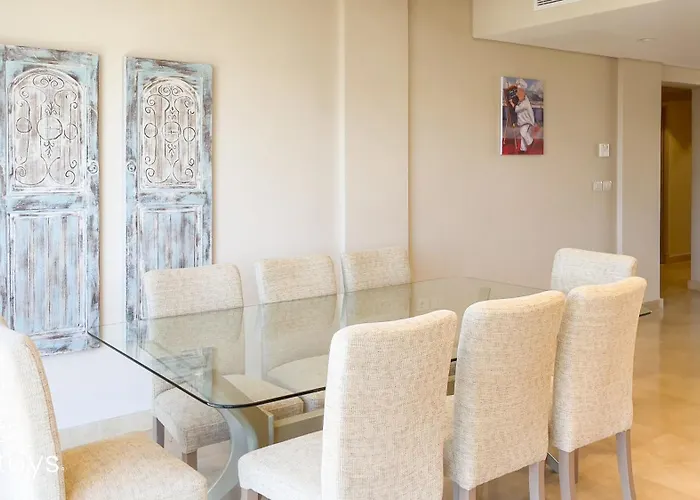 Ollystays Mangrovy Seaview Penthouse 3br & Pool Access