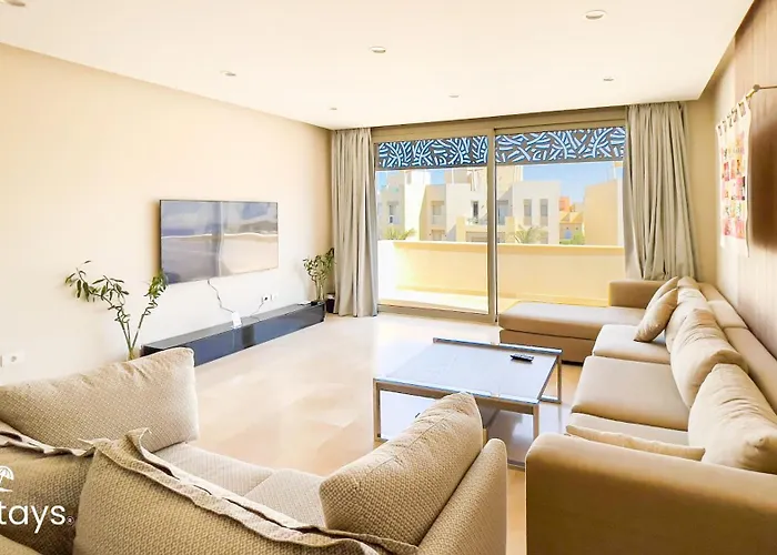 Ollystays Mangrovy Seaview Penthouse 3br & Pool Access Apartman