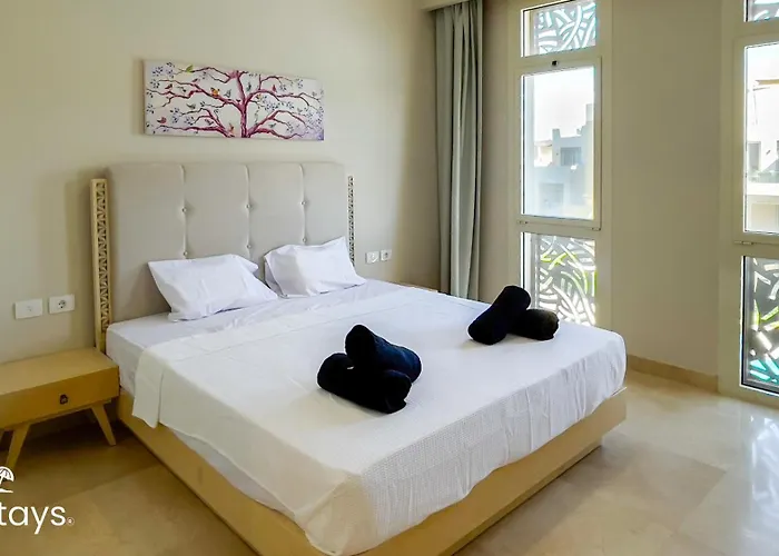 Ollystays Mangrovy Seaview Penthouse 3br & Pool Access Apartman Gurdaka