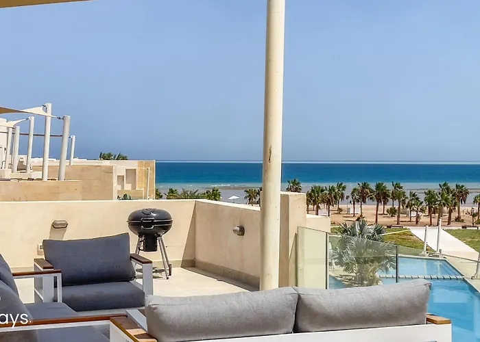 Apartman Ollystays Mangrovy Seaview Penthouse 3br & Pool Access *